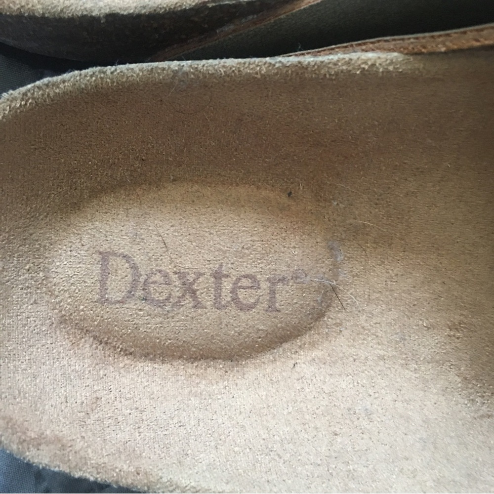Dexter - Picture 4 of 7